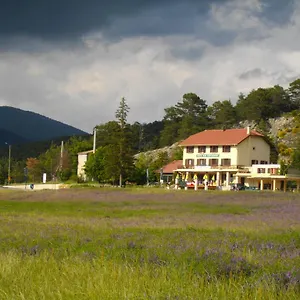 Le Relais De L'artuby Séranon